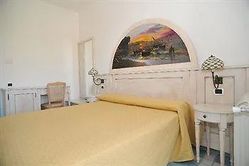 Hotel Isolabella Ventotene